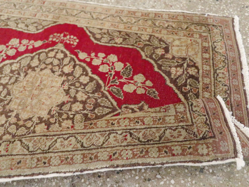 Antique Persian Tabriz Throw Rug, No.29406 - Galerie Shabab