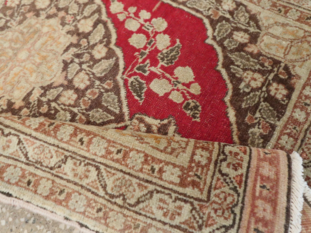 Antique Persian Tabriz Throw Rug, No.29407 - Galerie Shabab