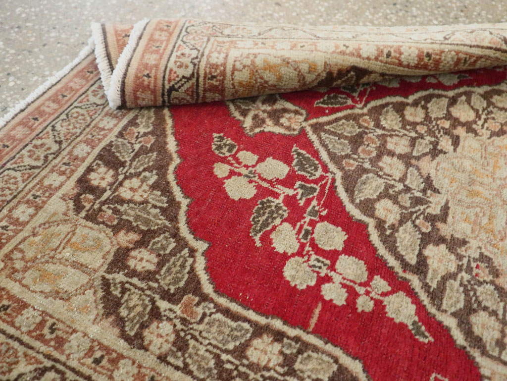 Antique Persian Tabriz Throw Rug, No.29407 - Galerie Shabab