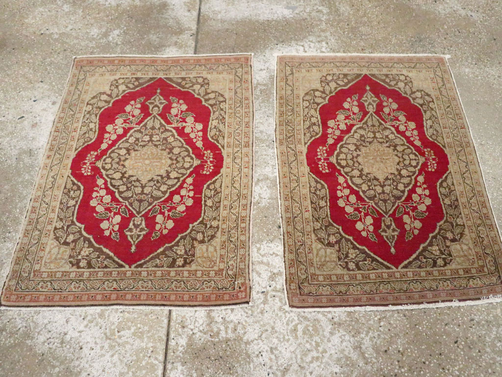 Antique Persian Tabriz Throw Rug, No.29407 - Galerie Shabab