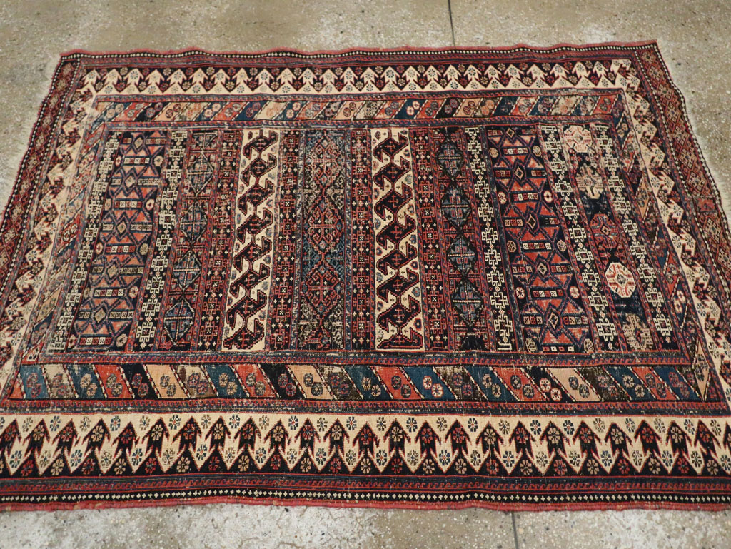 Antique Central Asian Soumak Accent Rug, No.29409 - Galerie Shabab