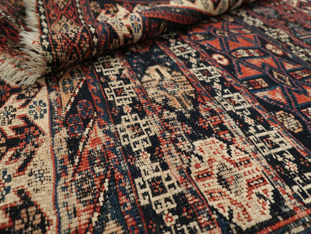 Antique Central Asian Soumak Accent Rug, No.29409 - Galerie Shabab