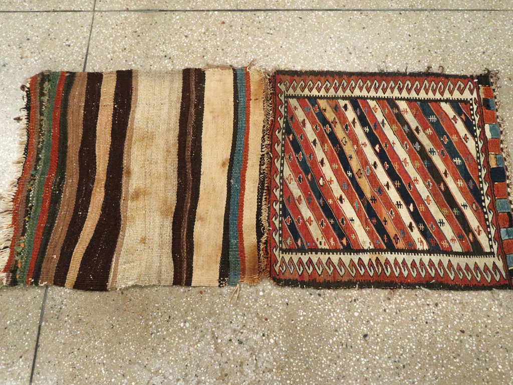Antique Central Asian Shahsavan Soumak Bag, No.29411 - Galerie Shabab