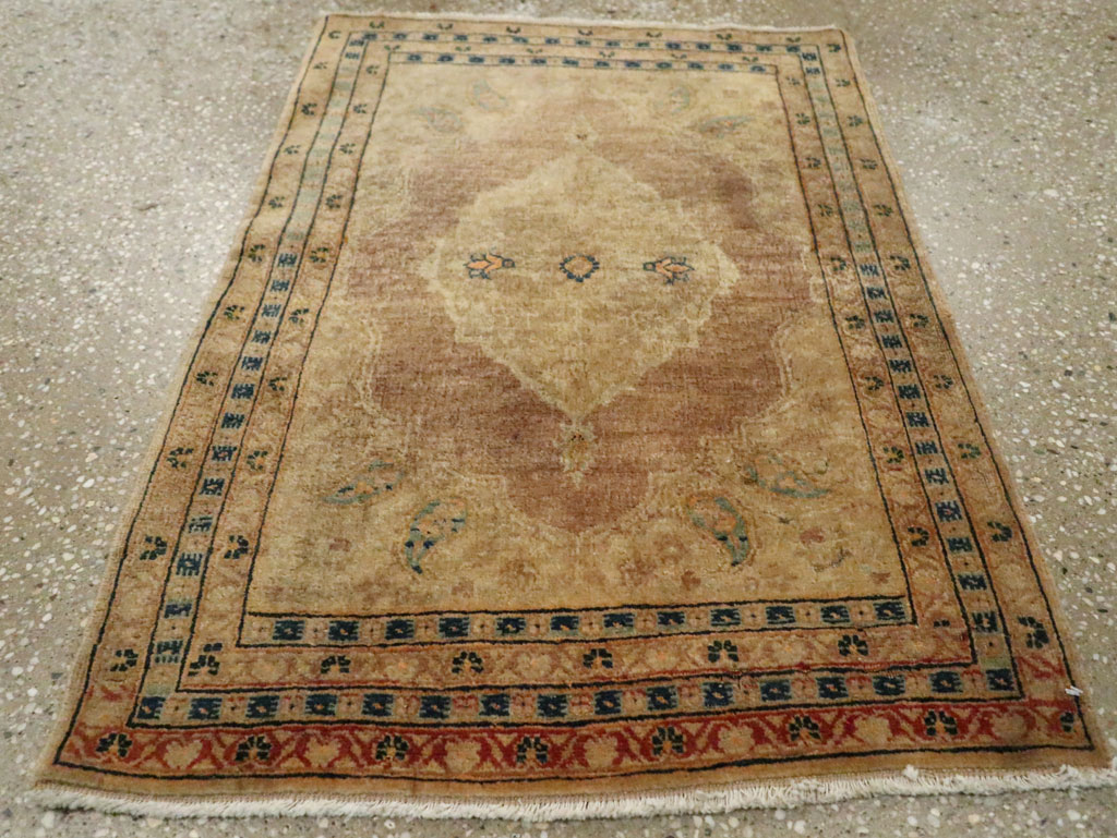 Antique Persian Tabriz Throw Rug, No.29414 - Galerie Shabab