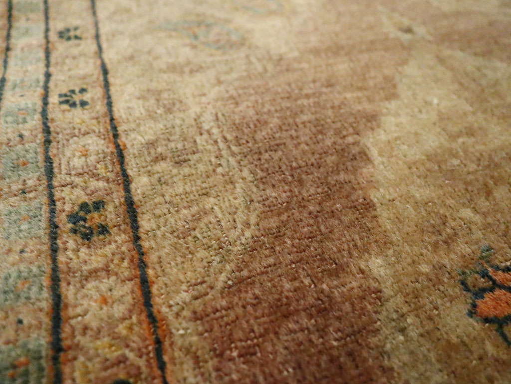 Antique Persian Tabriz Throw Rug, No.29414 - Galerie Shabab