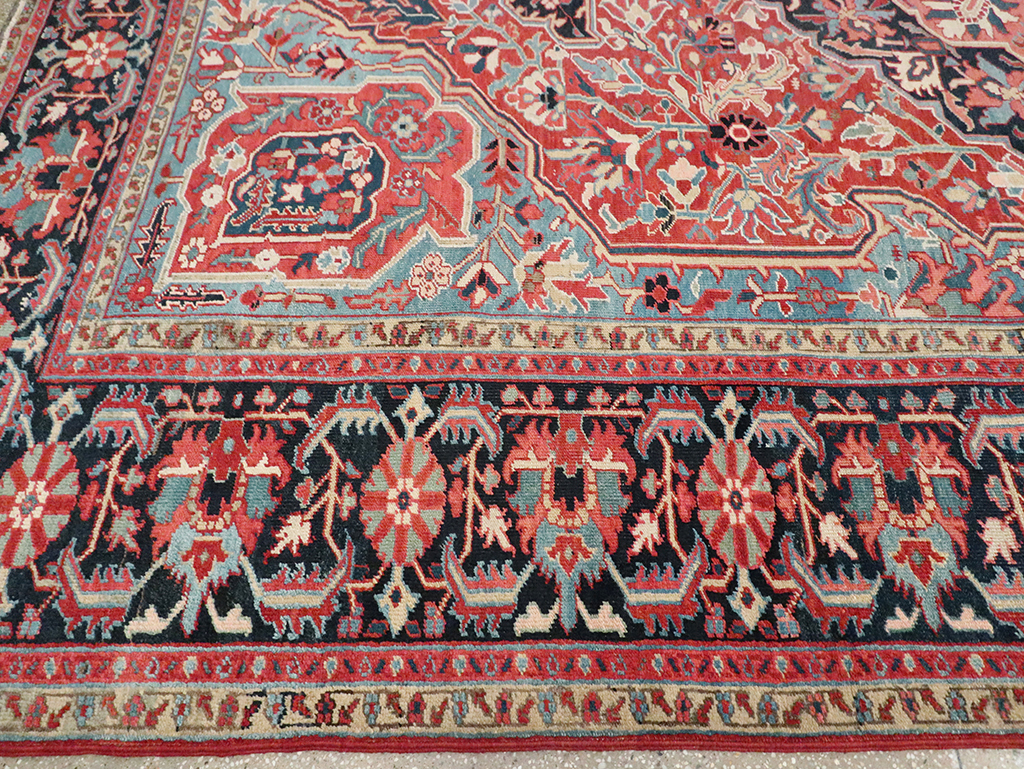 Antique Persian Heriz Carpet, No.29419 - Galerie Shabab