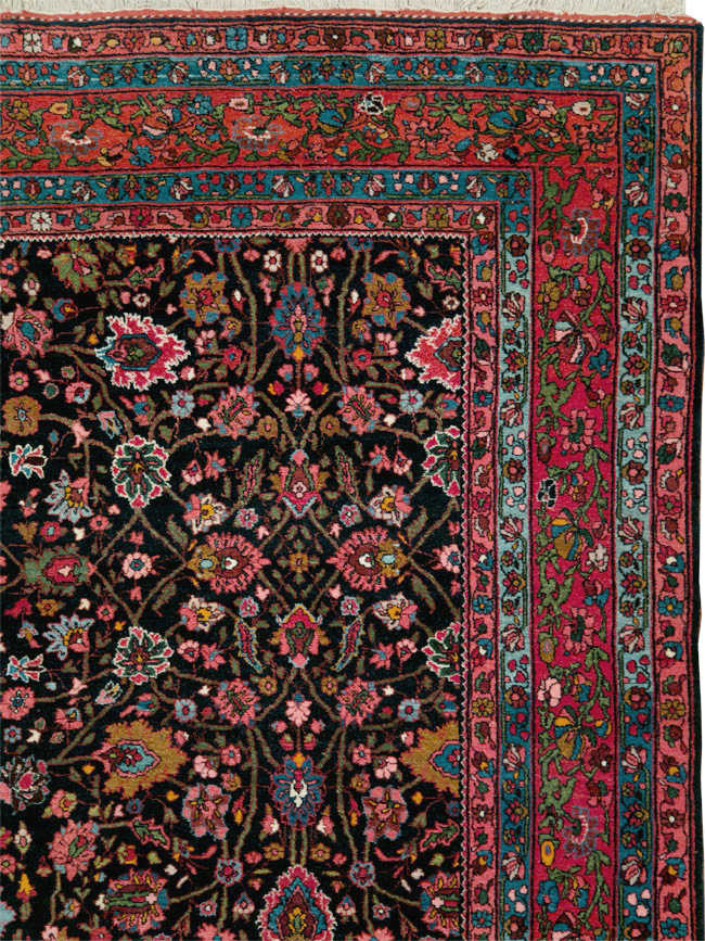 Antique Persian Bidjar Room Size Carpet, No.29425 - Galerie Shabab
