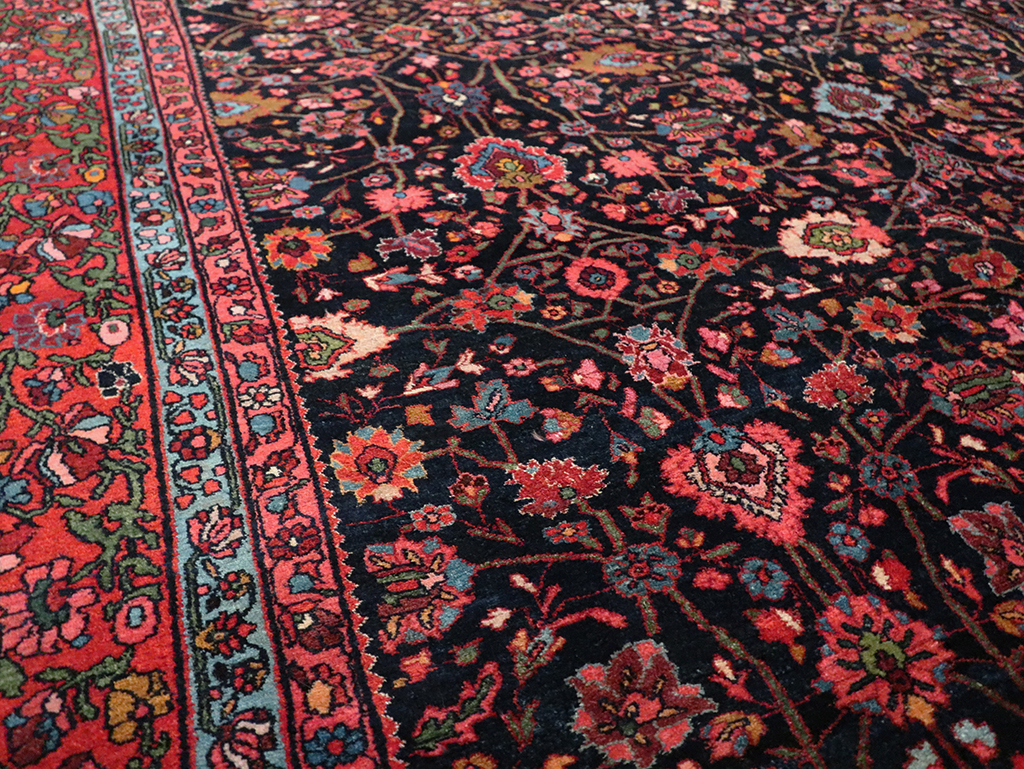 Antique Persian Bidjar Room Size Carpet, No.29425 - Galerie Shabab
