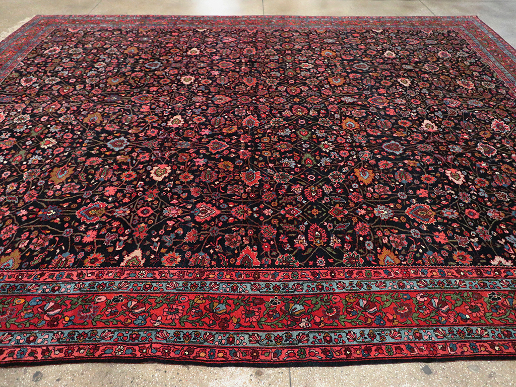 Antique Persian Bidjar Room Size Carpet, No.29425 - Galerie Shabab