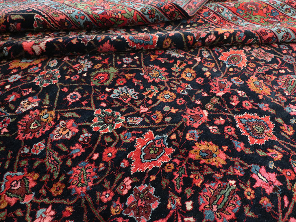 Antique Persian Bidjar Room Size Carpet, No.29425 - Galerie Shabab