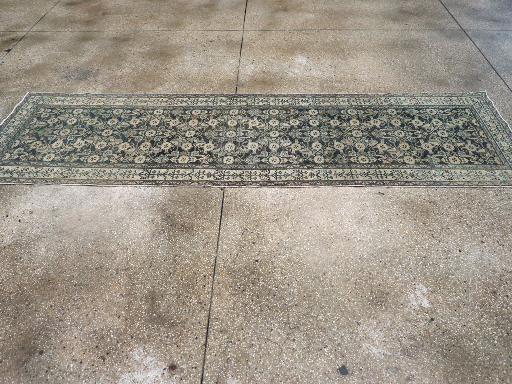 Vintage Persian Malayer Runner, No.29429 - Galerie Shabab