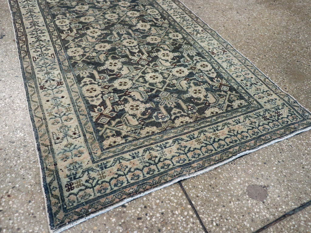 Vintage Persian Malayer Runner, No.29429 - Galerie Shabab