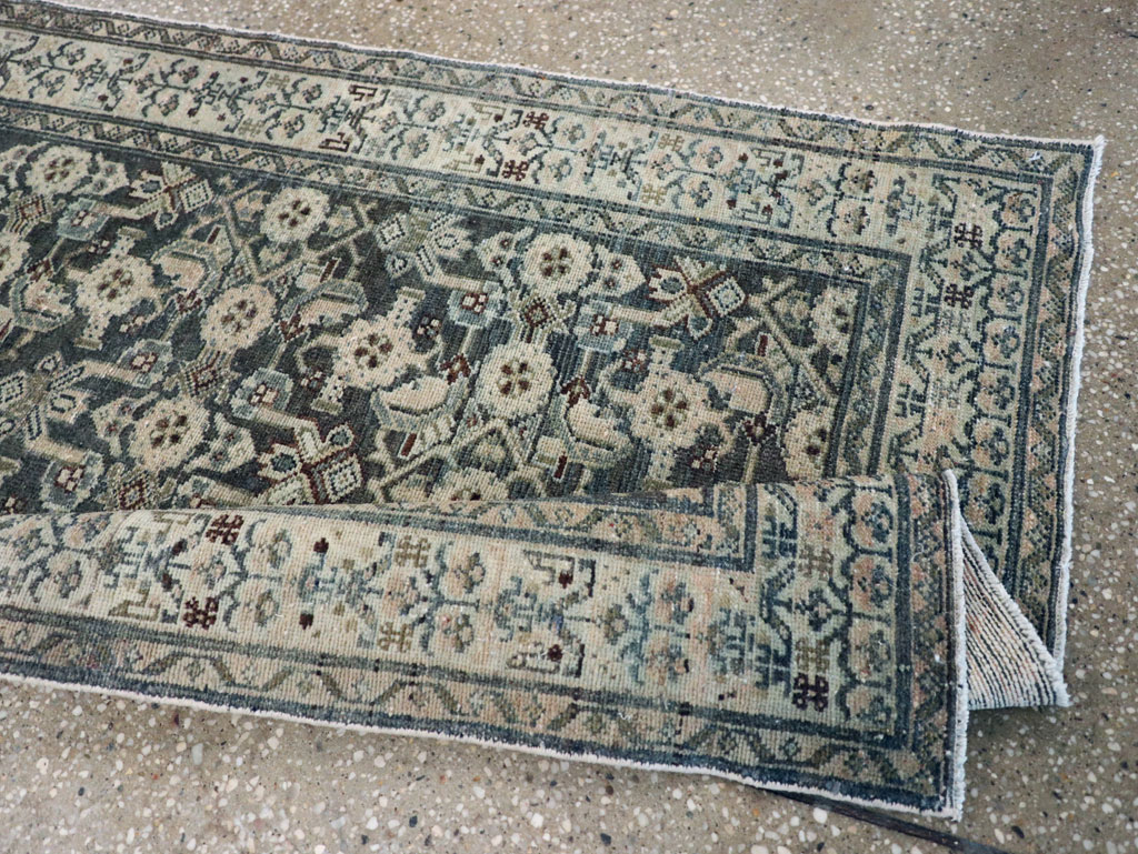 Vintage Persian Malayer Runner, No.29429 - Galerie Shabab