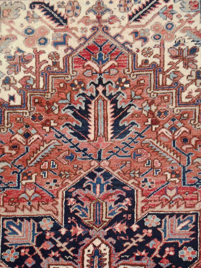 Vintage Persian Heriz Room Size Carpet, No.29431 - Galerie Shabab
