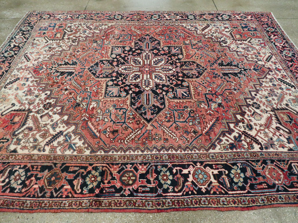 Vintage Persian Heriz Room Size Carpet, No.29431 - Galerie Shabab