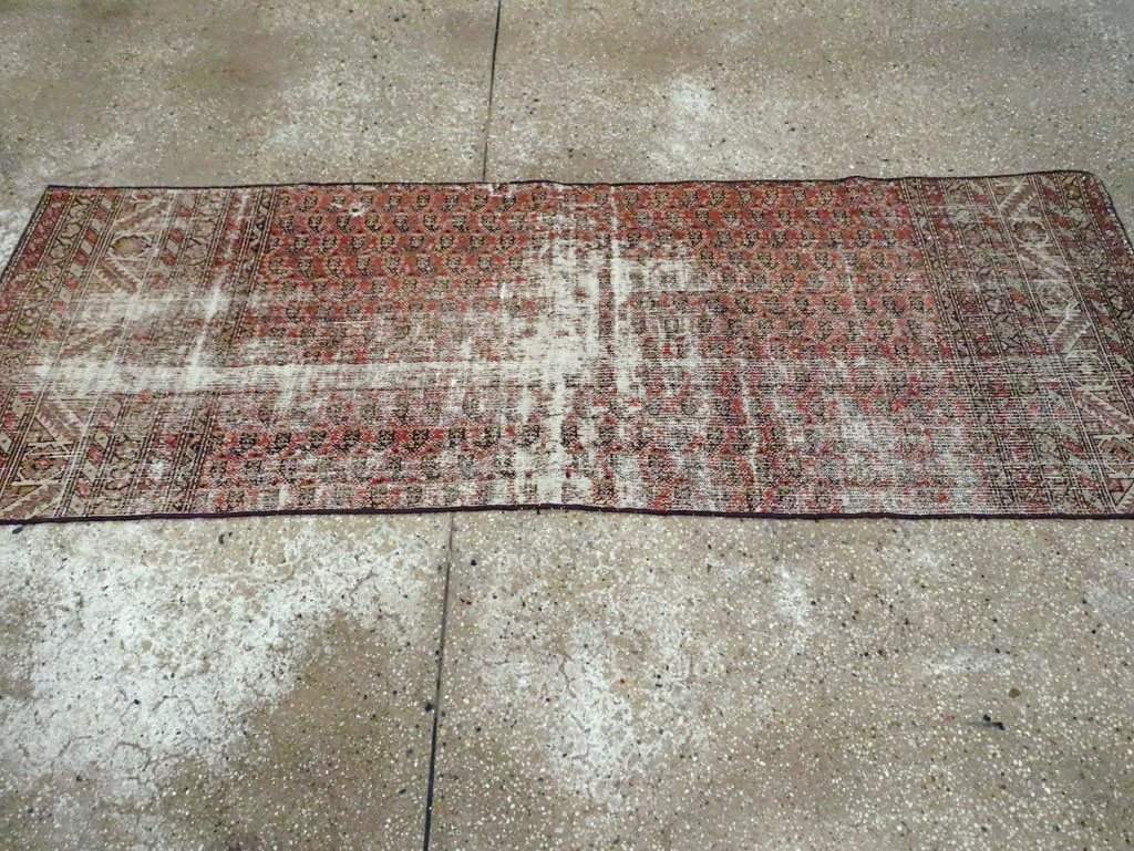 Antique Distressed Persian Malayer Rug, No.29432 - Galerie Shabab