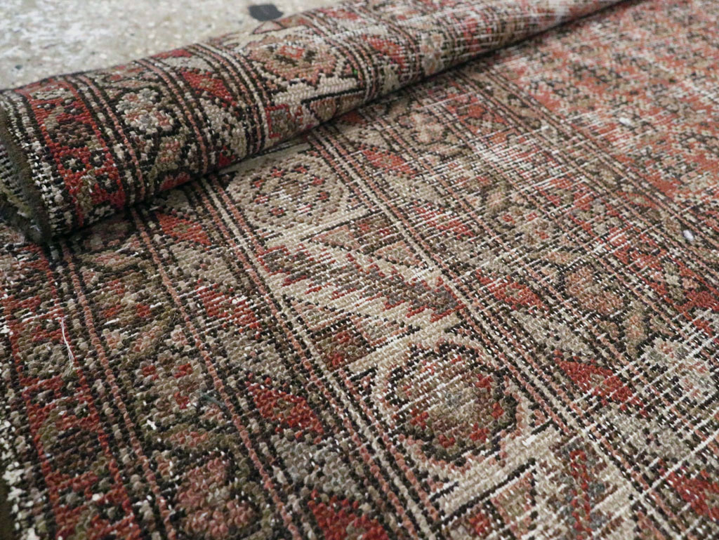 Antique Distressed Persian Malayer Rug, No.29432 - Galerie Shabab