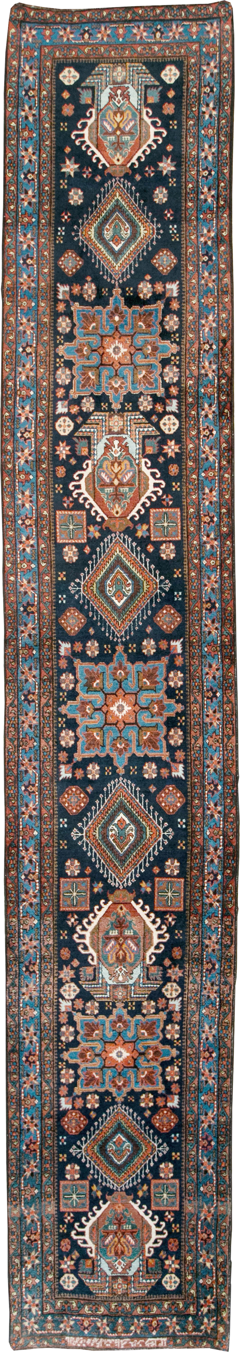 Antique Persian Heriz Long Runner, No.29434 - Galerie Shabab