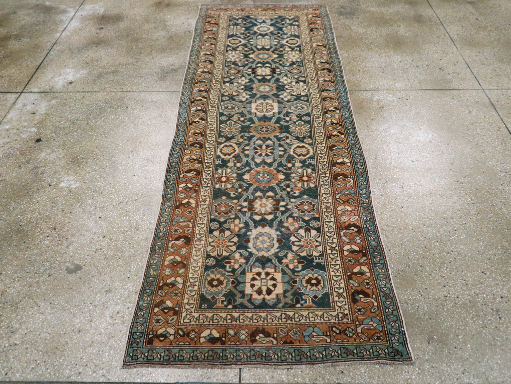 Antique Persian Kurd Runner, No.29436 - Galerie Shabab