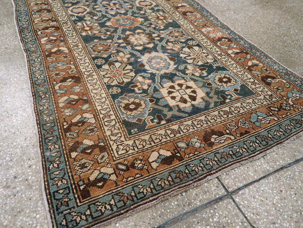 Antique Persian Kurd Runner, No.29436 - Galerie Shabab
