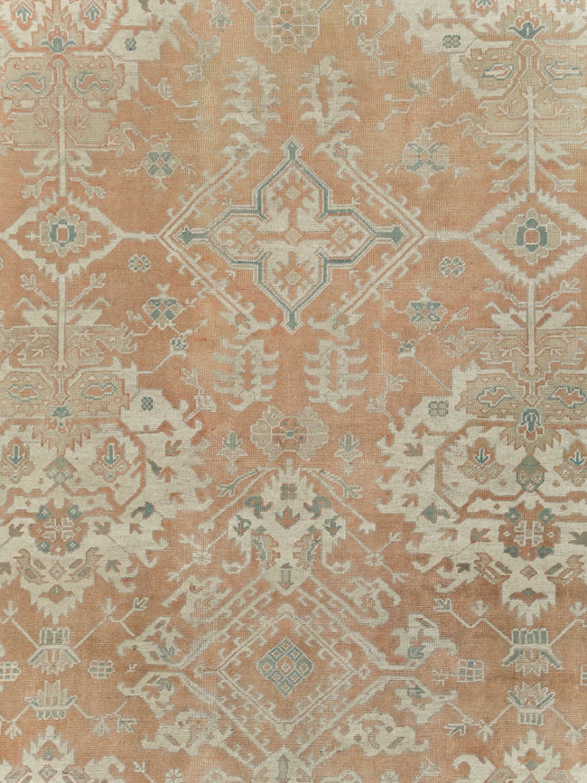 Antique Oushak Carpet, No.29438 - Galerie Shabab