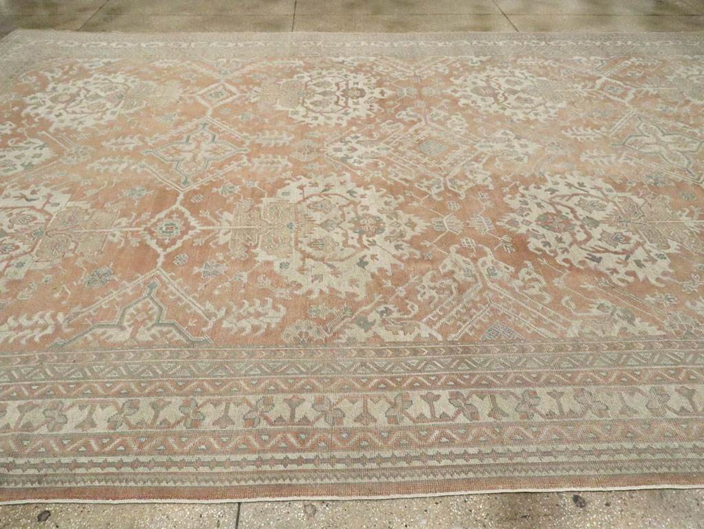 Antique Oushak Carpet, No.29438 - Galerie Shabab
