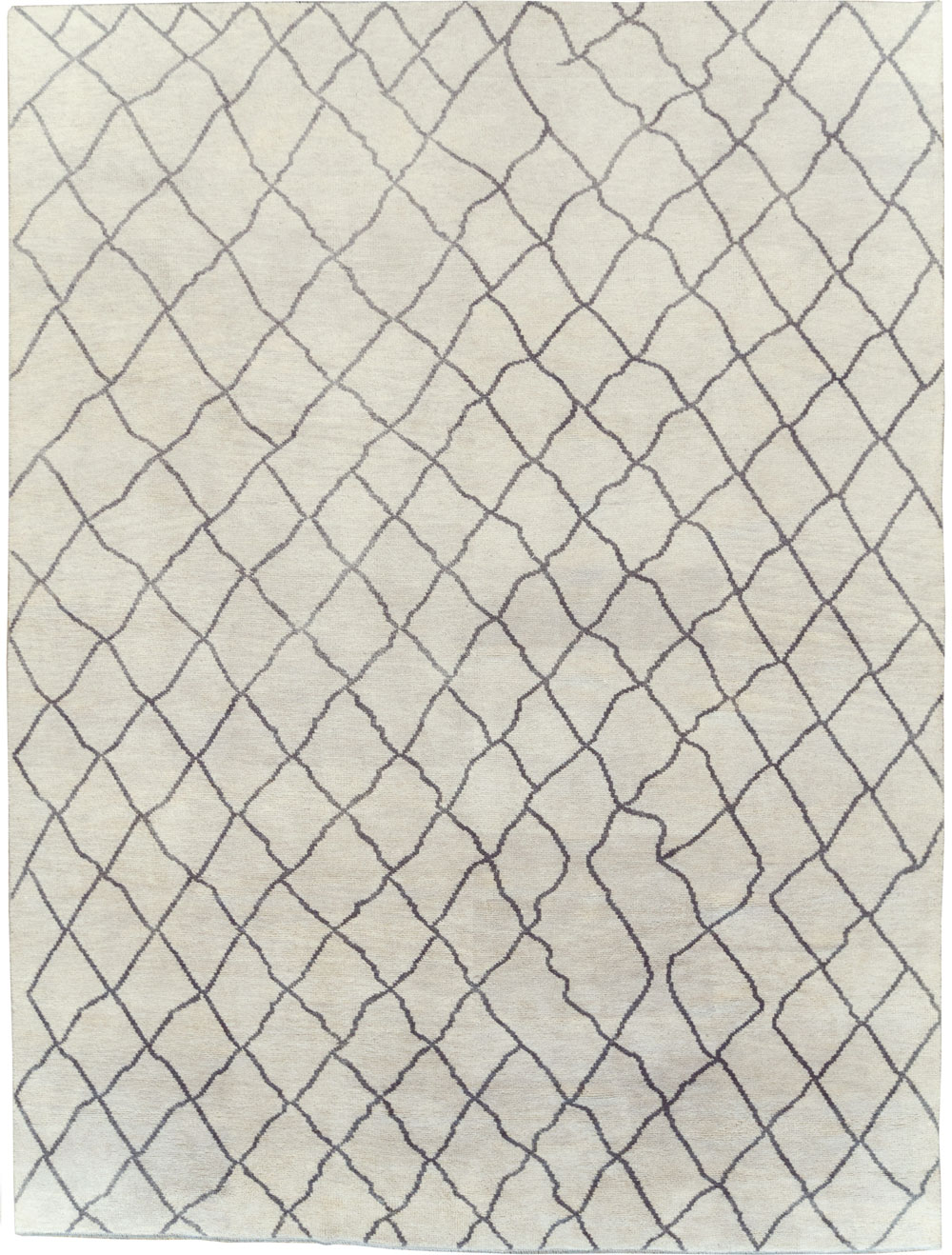 Modern Room Size Moroccan Carpet, No.29439 - Galerie Shabab