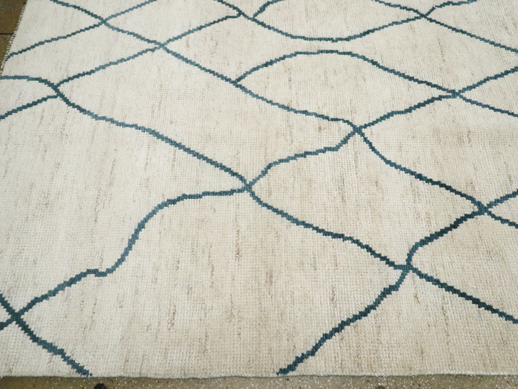 Contemporary Moroccan Room Size Carpet, No.29440 - Galerie Shabab