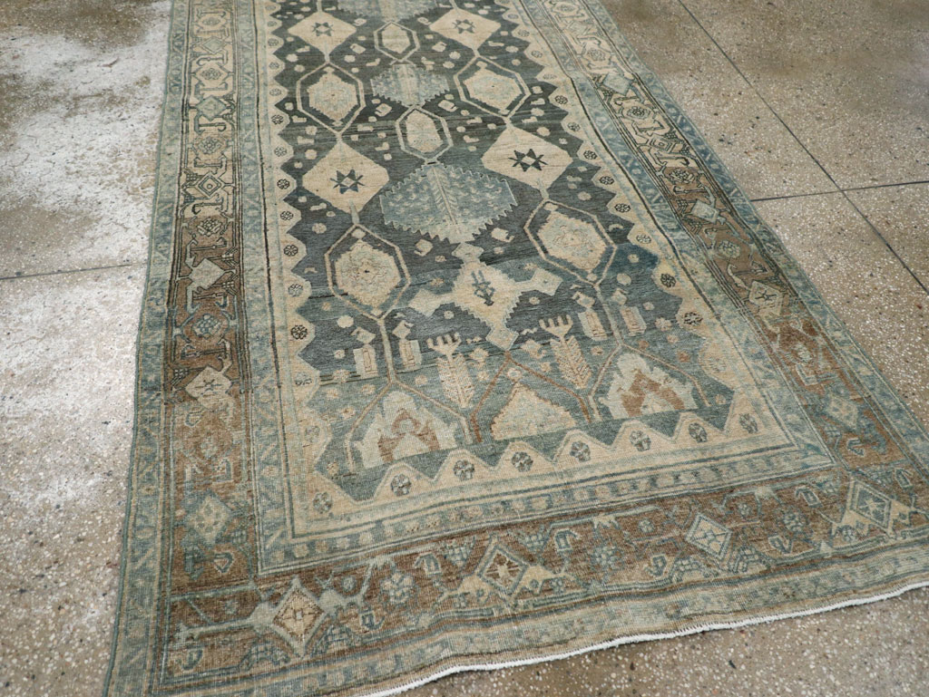 Antique Persian Bidjar Gallery Rug, No.29447 - Galerie Shabab