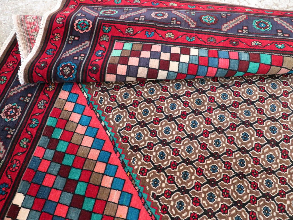 Vintage Persian Hamadan Accent Carpet, No.29449 - Galerie Shabab