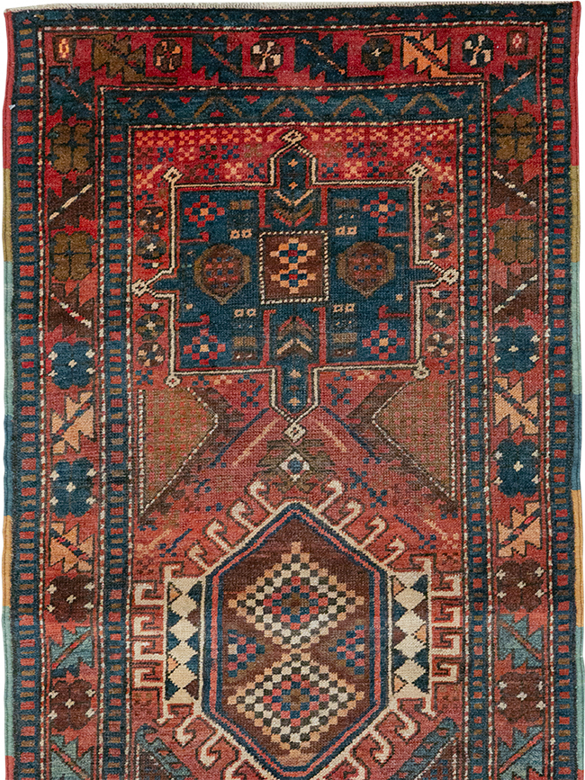 Vintage Persian Karajeh Runner, No.29451 - Galerie Shabab