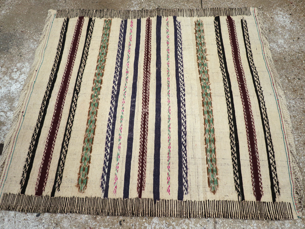 Vintage Persian Kilim, No.29455 - Galerie Shabab