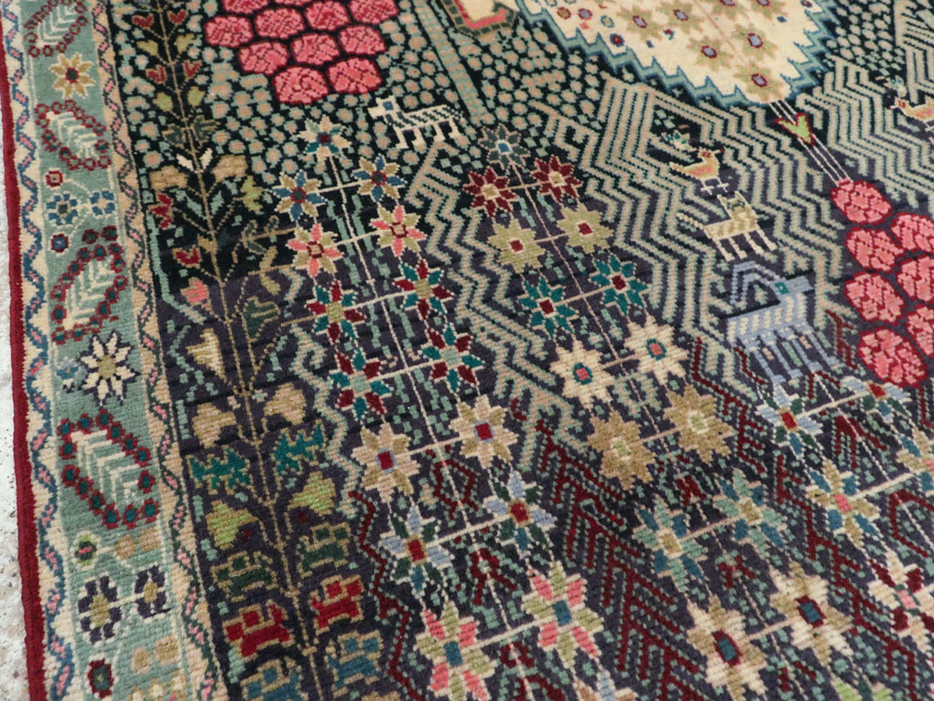 Vintage Persian Kurd Accent Rug, No.29457 - Galerie Shabab