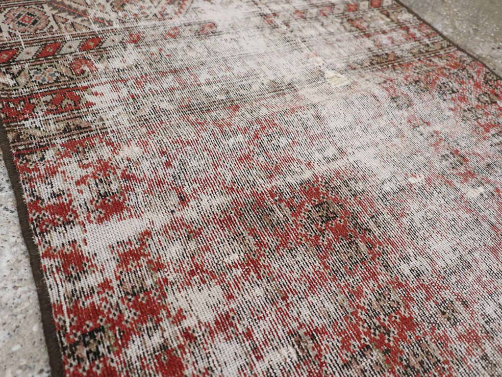 Antique Distressed Persian Malayer Rug, No.29462 - Galerie Shabab