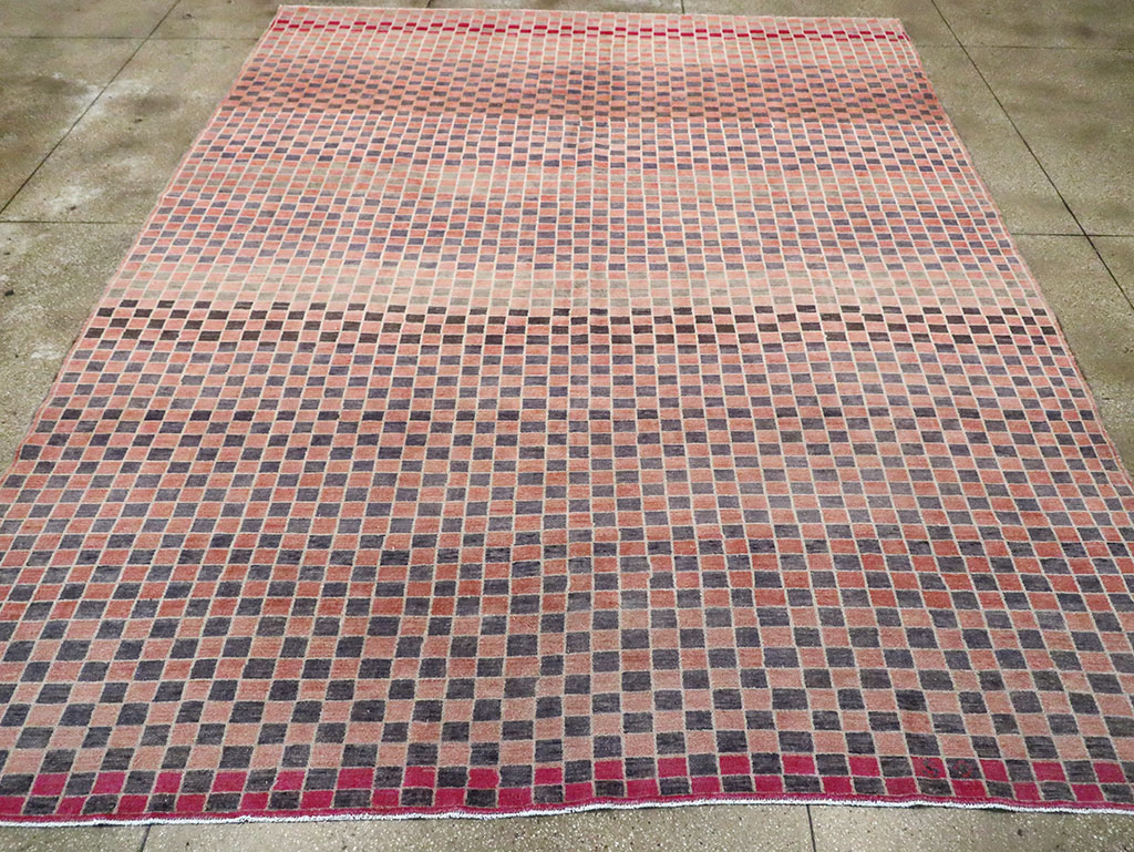 Vintage Turkish Anatolian Room Size Carpet, No.29467 - Galerie Shabab