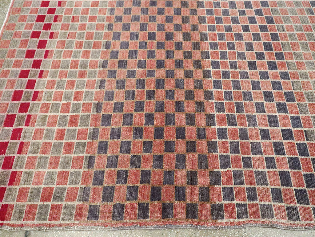 Vintage Turkish Anatolian Room Size Carpet, No.29467 - Galerie Shabab