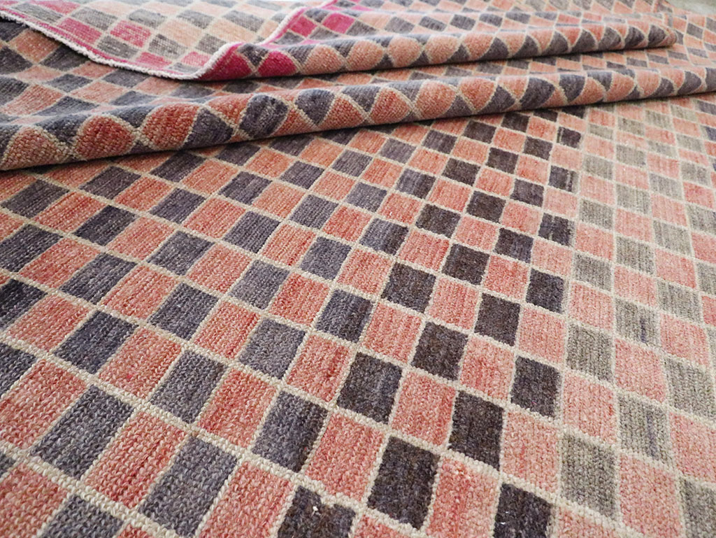 Vintage Turkish Anatolian Room Size Carpet, No.29467 - Galerie Shabab