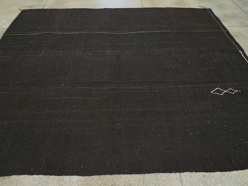 Vintage Turkish Flatweave Kilim Square Room Size Carpet, No.29485 - Galerie Shabab