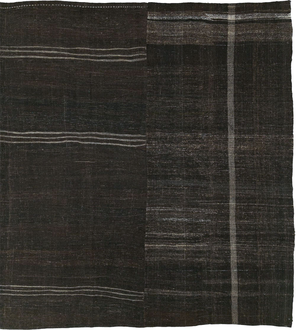 Vintage Turkish Flatweave Kilim Square Room Size Carpet, No.29486 - Galerie Shabab