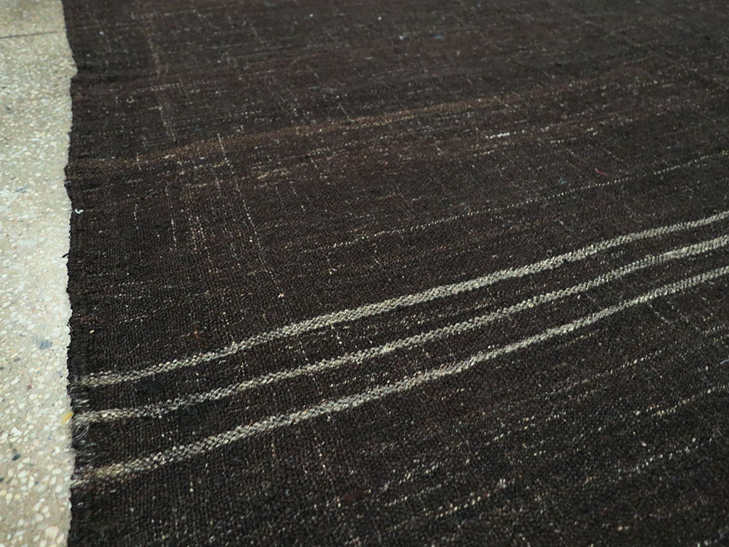 Vintage Turkish Flatweave Kilim Square Room Size Carpet, No.29486 - Galerie Shabab