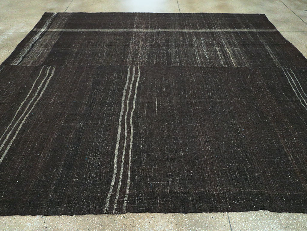 Vintage Turkish Flatweave Kilim Square Room Size Carpet, No.29486 - Galerie Shabab