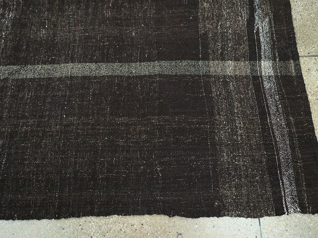 Vintage Turkish Flatweave Kilim Square Room Size Carpet, No.29486 - Galerie Shabab