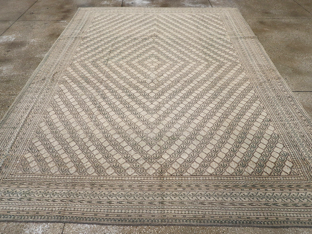 Vintage Central Asia Turkoman Room Size Carpet, No.29493 - Galerie Shabab