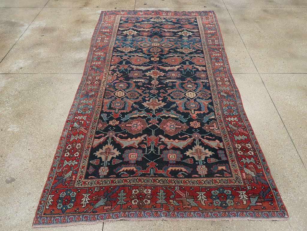 Antique Persian Bidjar Gallery Rug, No.29495 - Galerie Shabab