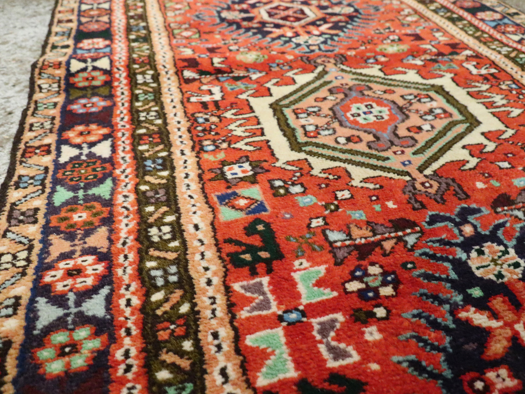 Vintage Persian Karajeh Long Runner, No.29498 - Galerie Shabab