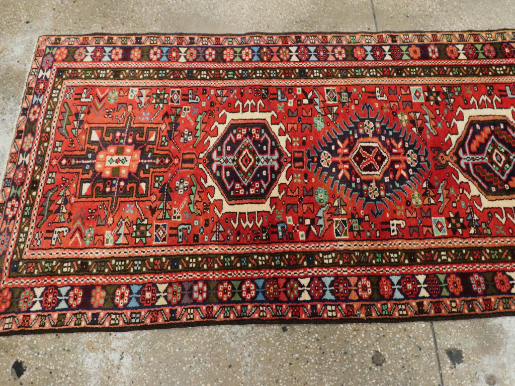 Vintage Persian Karajeh Long Runner, No.29498 - Galerie Shabab
