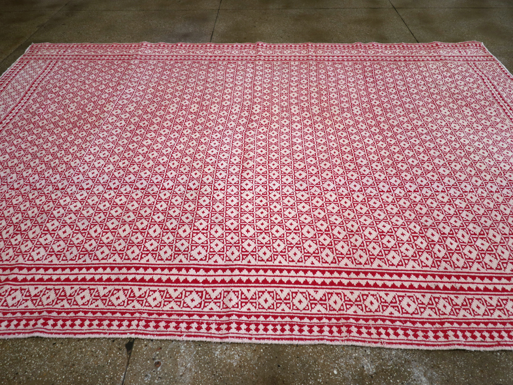 Vintage Persian Flatweave Kilim Room Size Carpet, No.29502 - Galerie Shabab