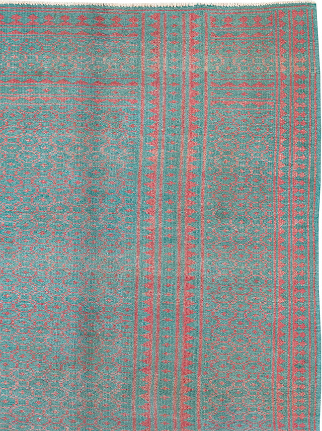 Vintage Persian Flatweave Kilim Accent Rug, No.29504 - Galerie Shabab