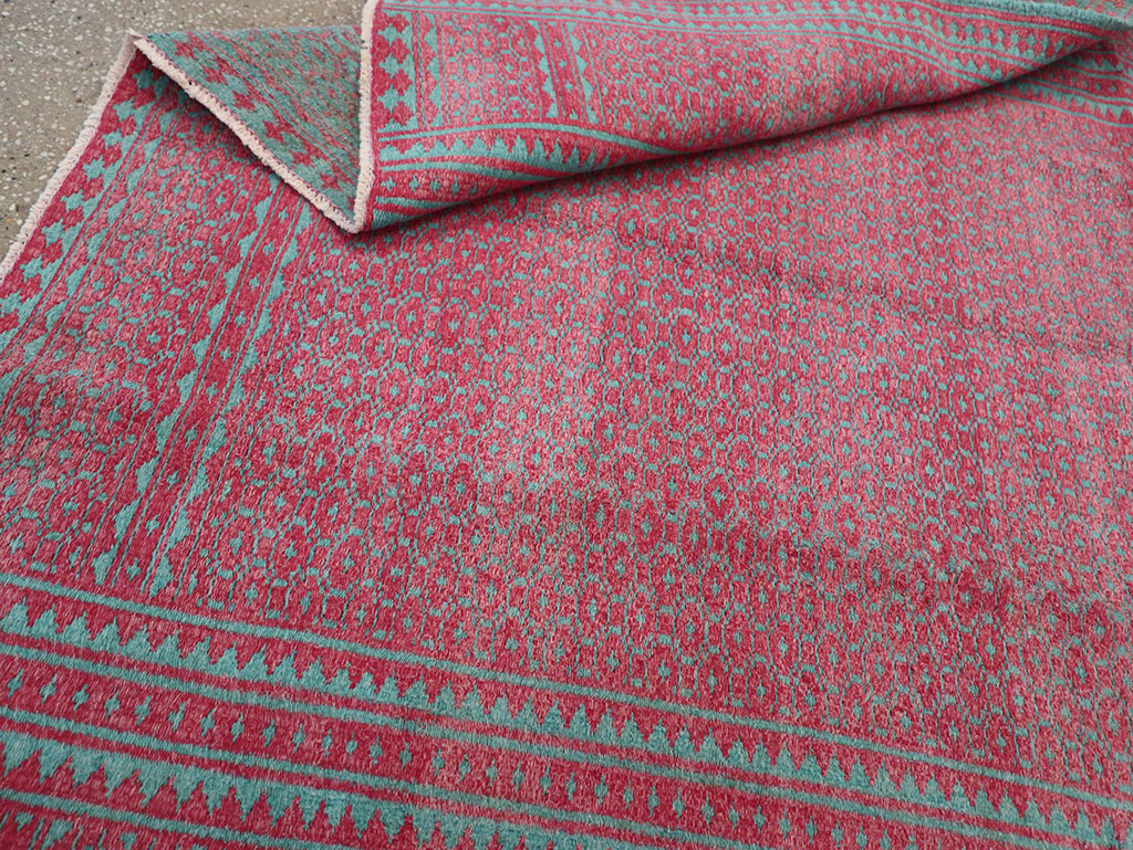 Vintage Persian Flatweave Kilim Accent Rug, No.29504 - Galerie Shabab