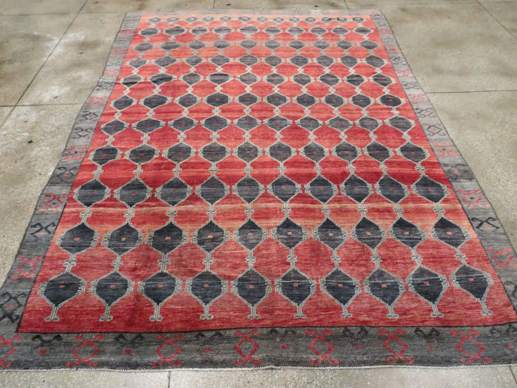 Vintage Anatolian Room Size Carpet, No.29509 - Galerie Shabab